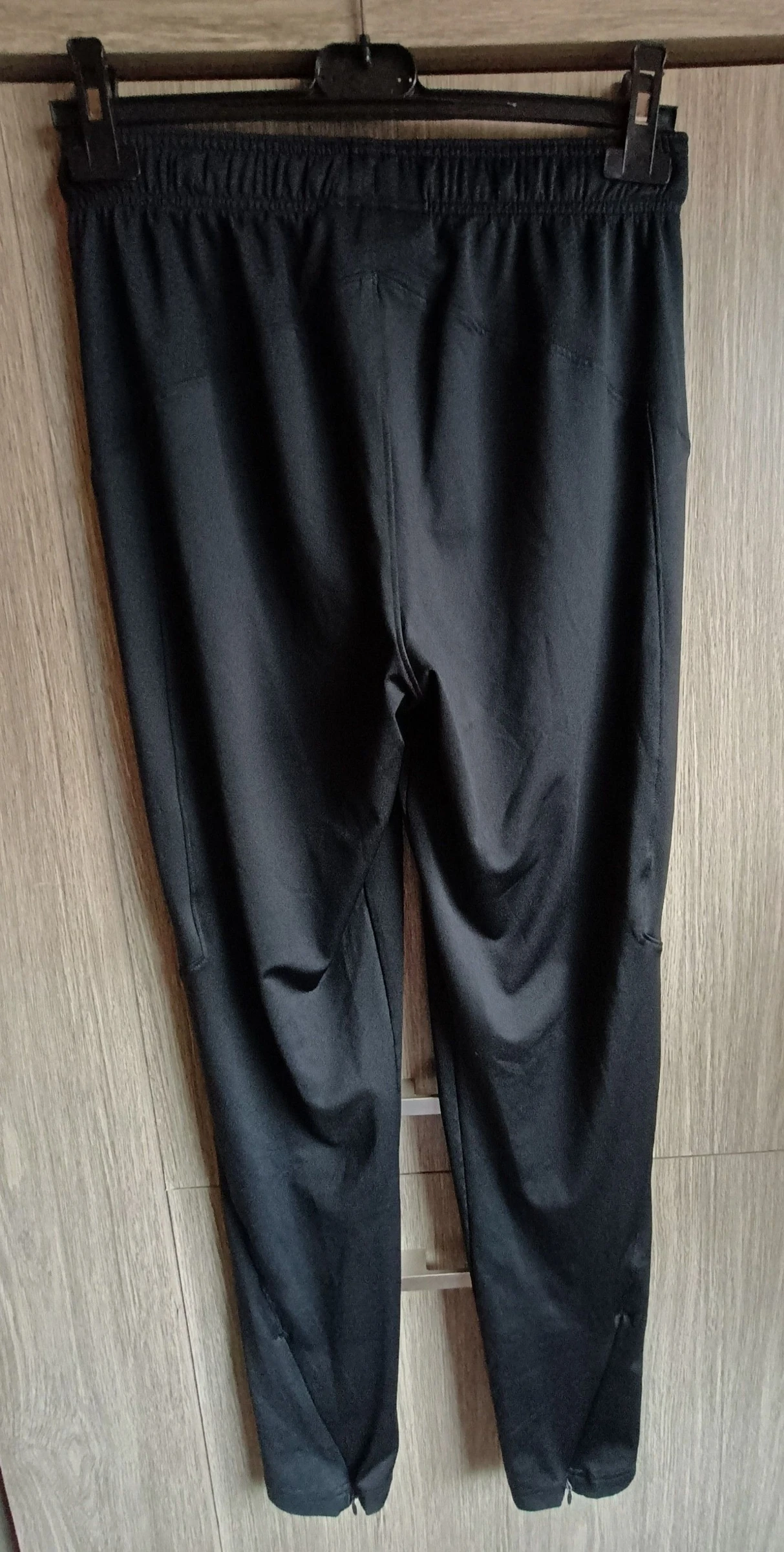 Pantalón de entrenamiento Under Armour, talla S – photo 2